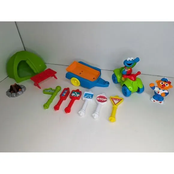 1999 Tyco Sesame Street RADIO Control Roadway Accessory Pieces/ Cookie Monster - Picture 1 of 6
